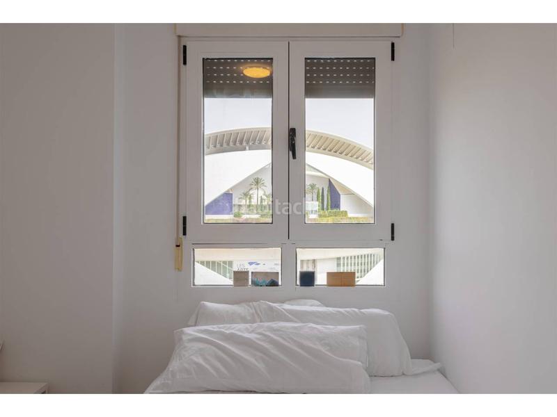 Foto b5fea804-b45a-4145-bedd-caaaab19ed10. Pis amb aparcament piscina a Ciutat de les Ciències i de les Arts - Justicia Valencia