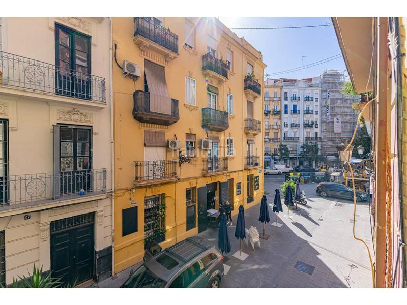 Foto 6a489990-1e08-4ff6-a8ff-8e9d231a7685. Pis a Russafa Valencia