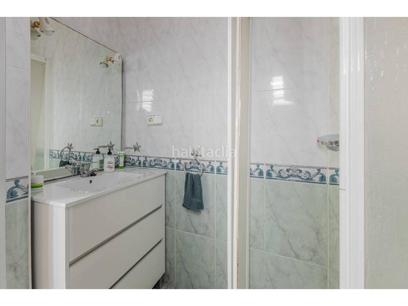 Foto a1067cde-eab8-4bd4-b090-e1f38f8dd8a7. Pis a Russafa Valencia