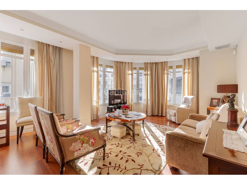 Foto 5d68f7a9-ddda-42dd-bd62-9b30b06681d0. Piso  en venta en Sant Francesc46001 en Sant Francesc Valencia