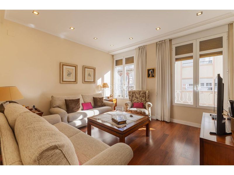 Foto e55e4eeb-dd63-45f5-bf9a-cd1ccc395564. Piso  en venta en Sant Francesc46001 en Sant Francesc Valencia