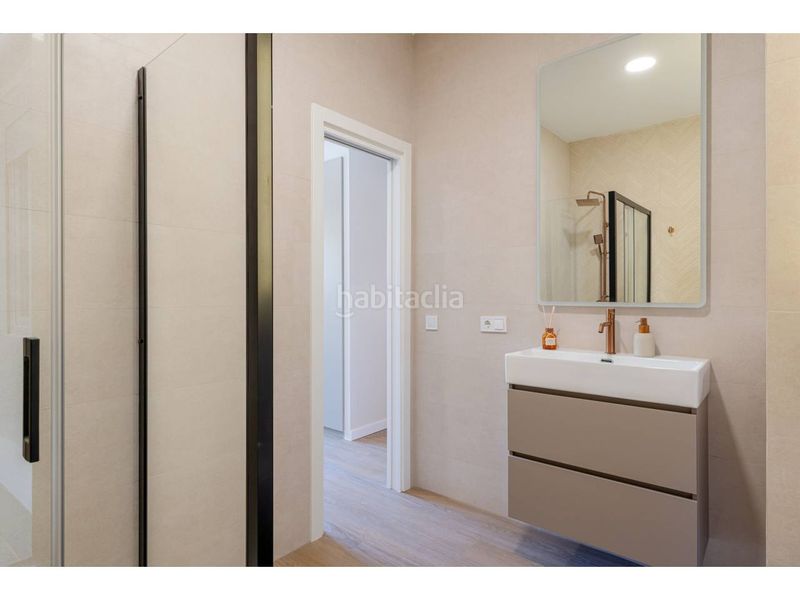 Foto f72317fd-d10b-4f4d-b1e0-02efb0574c15. Pis a Aiora Valencia
