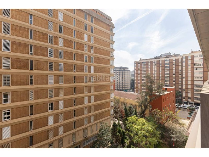 Foto 953d8f0d-e224-4725-a874-6f2aadf14b94. Apartament amb calefacció aparcament a Jaume Roig Valencia