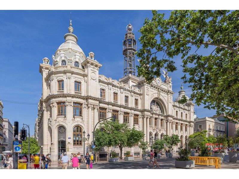 Foto f2450524-d453-4219-b9b7-dfecb95c7e4d. Àtic a Sant Francesc Valencia