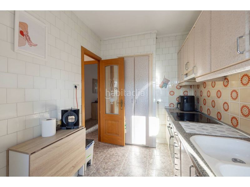 Foto e9cf1263-bbf4-466d-9904-212e928b7df7. Pis a Russafa Valencia