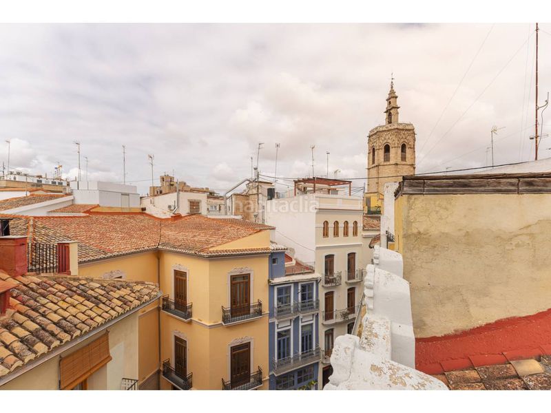 Foto b8df408e-950f-45c8-8656-49697194d2dd. Pis a La Seu Valencia