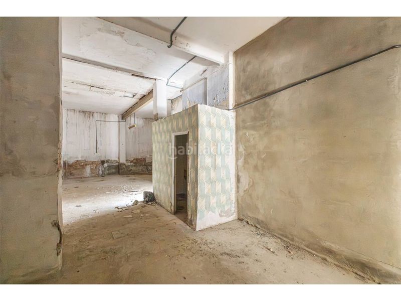 Foto 538a2ddd-80d6-440f-b310-748a201ecbe6. Local comercial a Russafa Valencia