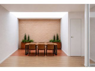 Local Comercial  Calle pintor gisbert. Local en venta en russafa46006