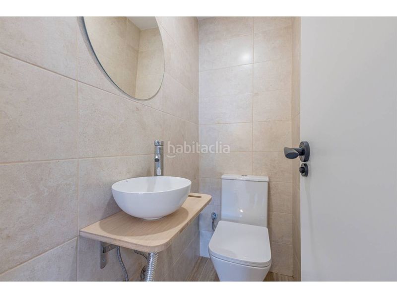Foto caba10bf-1846-4238-85df-da84356e9b33. Dúplex amb calefacció aparcament a Malilla Valencia