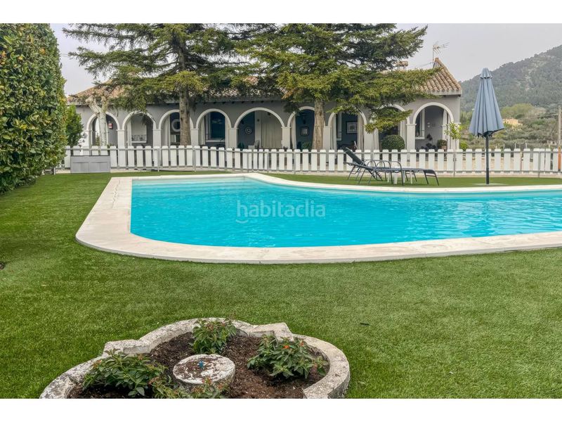 Foto f91a22f4-625e-40be-9849-ecc592c49818. Xalet amb calefacció aparcament piscina a Bocairent