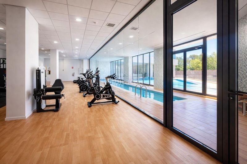 Foto 3d1cdd9a-1d63-4446-be5f-3c1508dfaf79. Pis amb aparcament piscina a Malilla Valencia