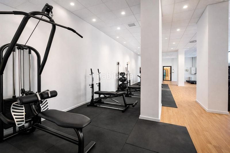 Foto b51f95e2-0a64-4bda-9ba9-50a1bf7563f4. Pis amb aparcament piscina a Malilla Valencia