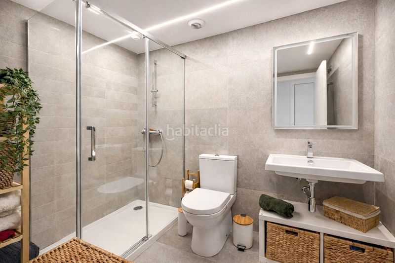 Foto e5243c8f-d8d3-4aae-a183-977dba705b36. Pis amb aparcament piscina a Malilla Valencia