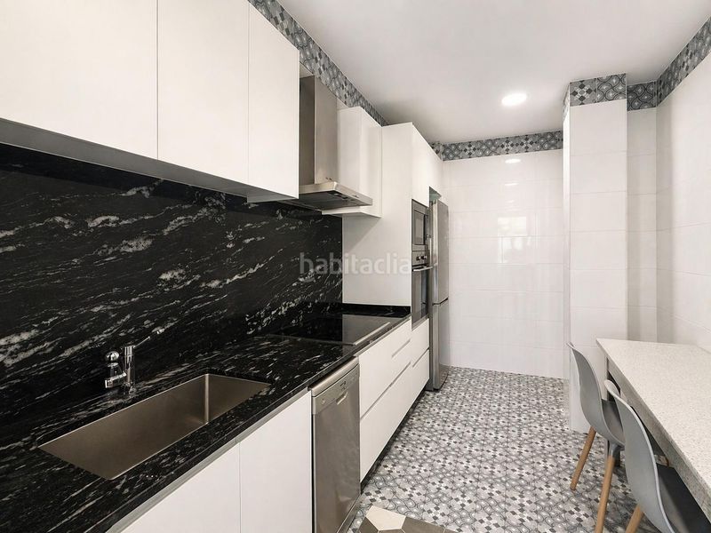 Piso vivienda de 4 habitaciones totalmente reformada en el corazón de ruzafa. en Valencia - Imagen 18