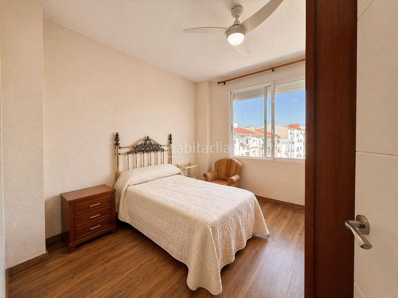 Piso vivienda de 4 habitaciones totalmente reformada en el corazón de ruzafa. en Valencia - Imagen 4