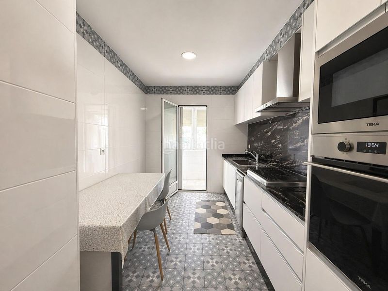 Piso vivienda de 4 habitaciones totalmente reformada en el corazón de ruzafa. en Valencia - Imagen 3