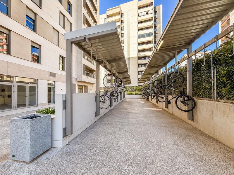 Piso a estrenar en residencial privado con piscina, pádel y vistas en las moreras en Valencia - Imagen 32
