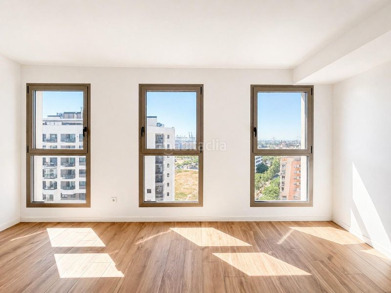 Piso a estrenar en residencial privado con piscina, pádel y vistas en las moreras en Valencia - Imagen 13