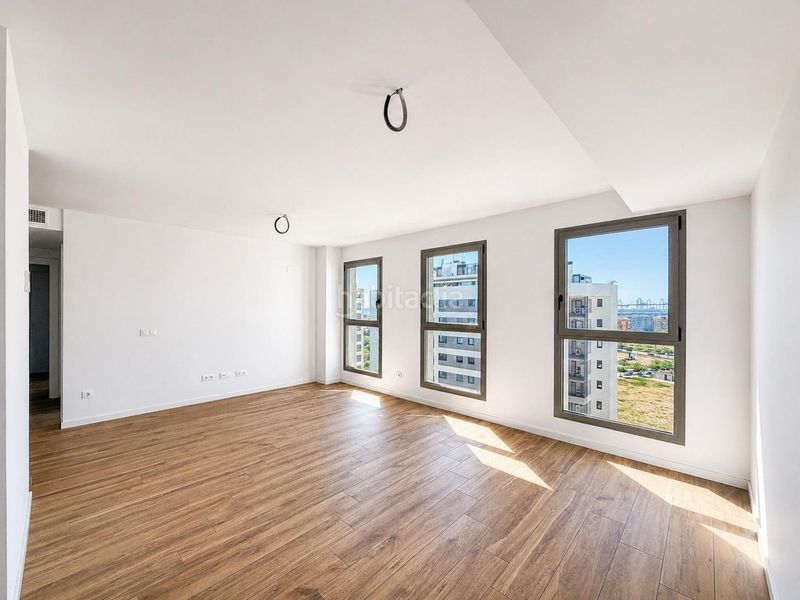 Piso a estrenar en residencial privado con piscina, pádel y vistas en las moreras en Valencia - Imagen 5