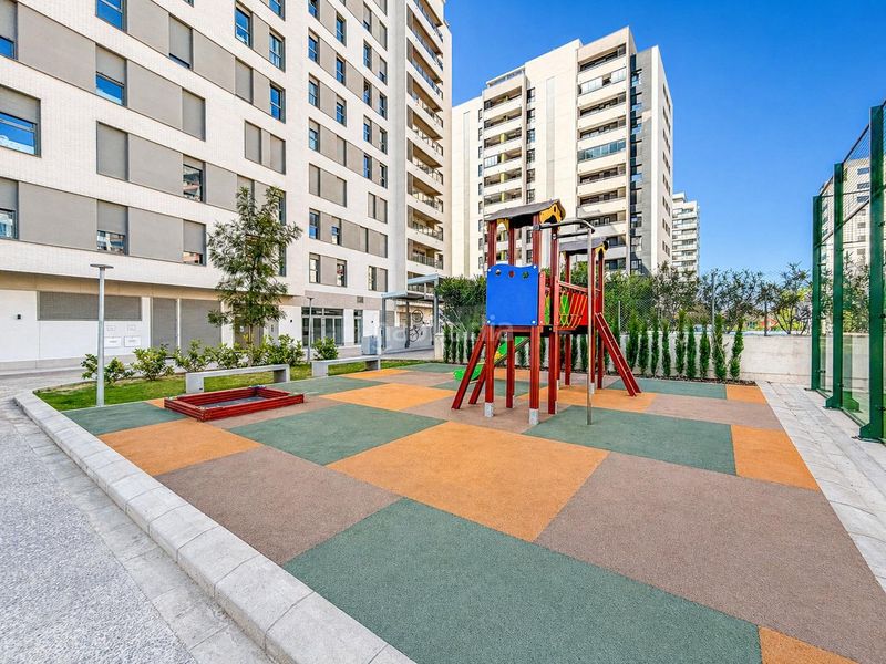 Piso a estrenar en residencial privado con piscina, pádel y vistas en las moreras en Valencia - Imagen 31