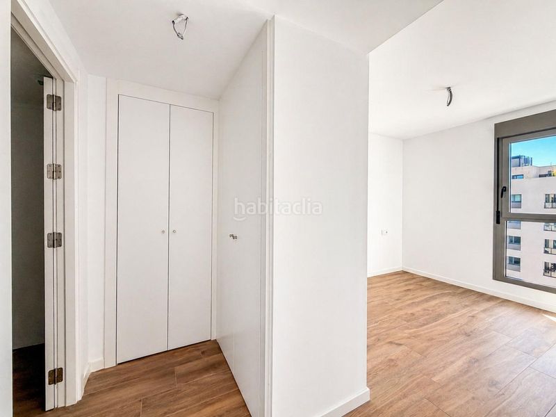 Piso a estrenar en residencial privado con piscina, pádel y vistas en las moreras en Valencia - Imagen 17