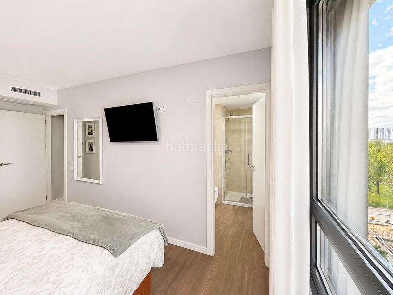 Piso en calle calle vicente miguel carceller 9 vivienda originalmente de 4 habitaciones, actualmente convertida en 3 dormitorios para disfrutar de un salón comedor mucho más amp en Valencia - Imagen 9