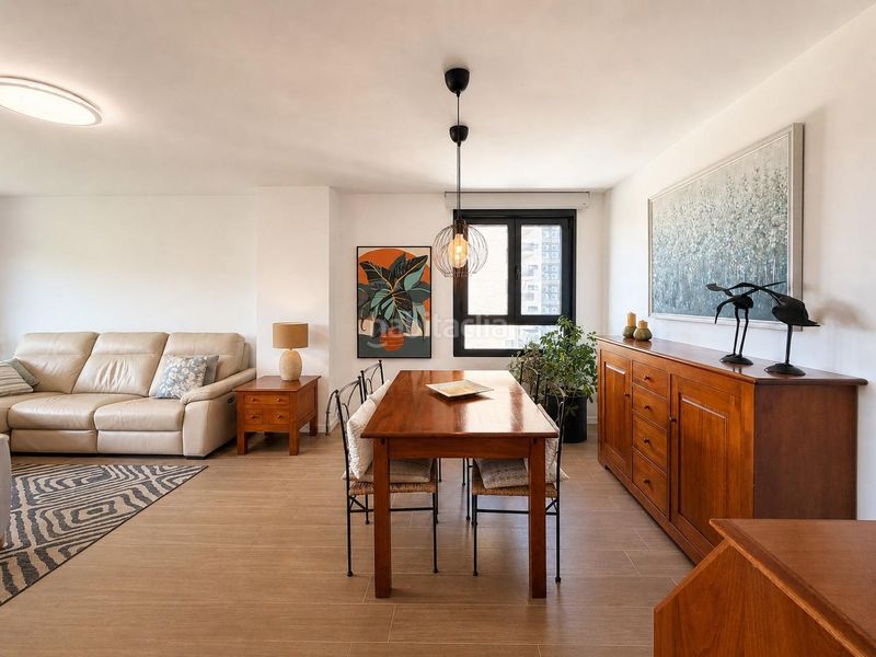 Piso en calle calle vicente miguel carceller 9 vivienda originalmente de 4 habitaciones, actualmente convertida en 3 dormitorios para disfrutar de un salón comedor mucho más amp en Valencia - Imagen 26