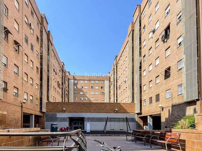 Foto 7b973be3-5504-49b2-ad27-369f97ce9911. Aparcament cotxe a Aiora Valencia