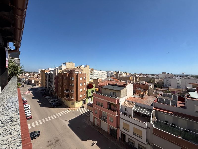 Foto 0d89aafd-8b10-4ac9-a20e-3d835ca742ee. Àtic a Benifaió