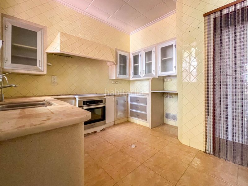 Foto a097a996-401d-425a-95f4-6e5fd517cdb0. Casa precioso chalet en el centro . en Catarroja