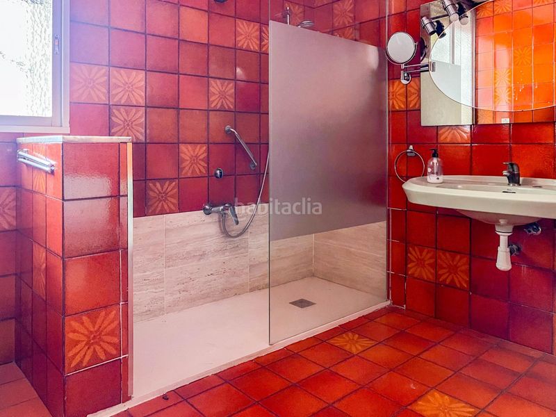 Foto be79594a-927a-478c-95d7-10bcfae4a930. Casa precioso chalet en el centro . en Catarroja
