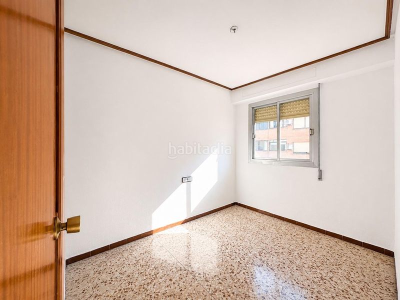 Foto 7d35c837-1cad-4fe7-80e4-0168085d67cf. Pis a Malilla Valencia