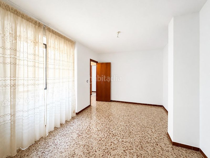 Foto 9f93c2f7-ac95-4b1b-b61a-cce5db60bdcf. Pis a Malilla Valencia