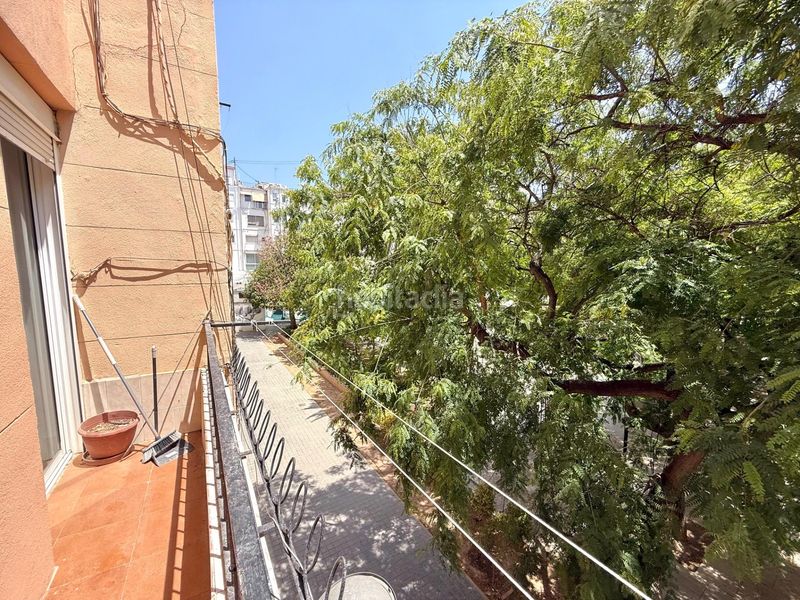 Foto 3a026973-618a-4bff-8a68-e133233f03c0. Pis a Russafa Valencia