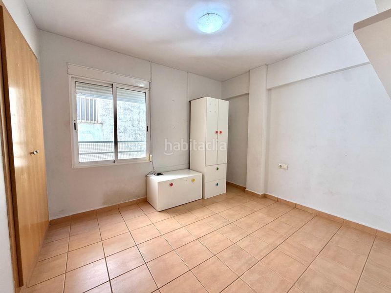 Foto fd202346-fcf0-4c45-a633-657ff6ead811. Pis a Benifaió