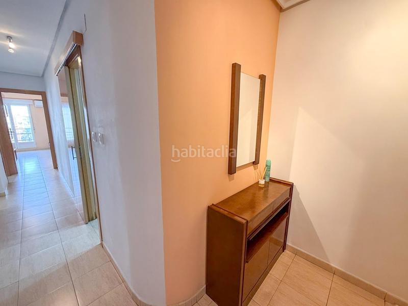 Foto 8ee3f44e-bd43-44c3-bc8d-585a1368def4. Miete etagenwohnung in Malilla Valencia