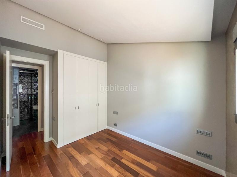 Foto a67ab9cc-bdd3-4ce8-bb34-860a6beac394. Location attique dans calle mosen femades 3 dans Sant Francesc Valencia