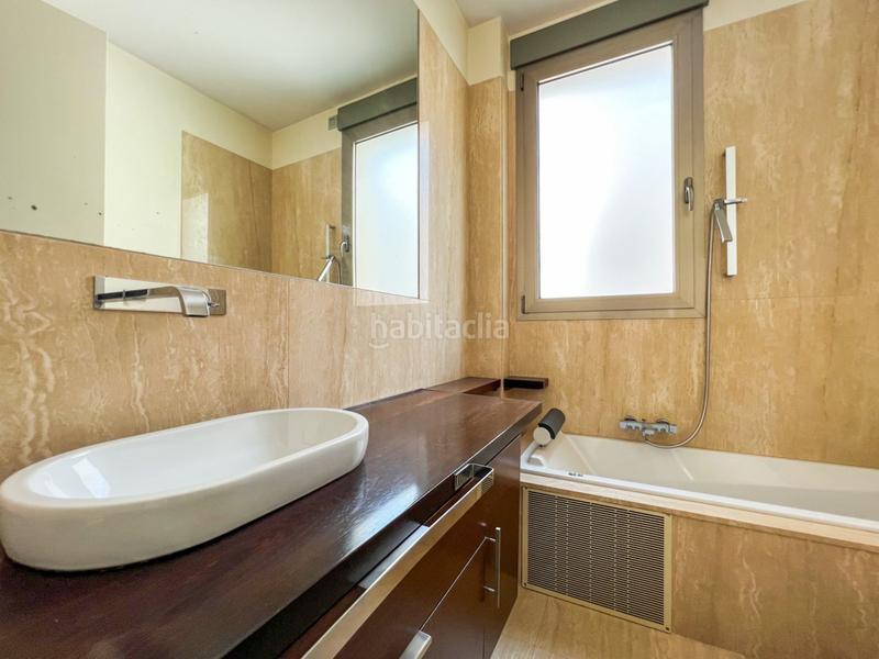 Foto bfdb64c3-b913-4a07-8c54-166eef1ea311. Location attique dans calle mosen femades 3 dans Sant Francesc Valencia