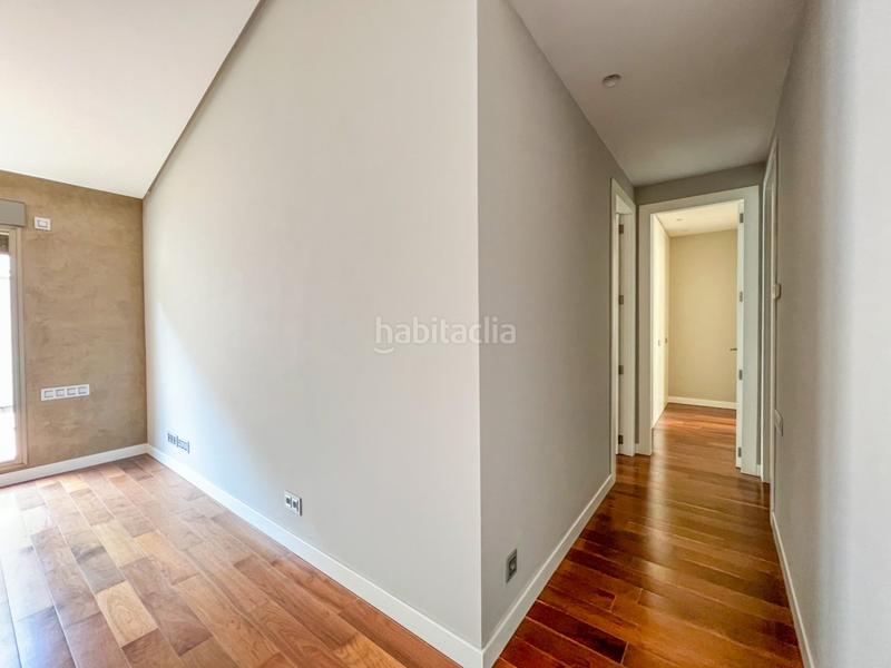 Foto ee50c0a7-5b75-4855-a2ee-7ac0fc4b9791. Location attique dans calle mosen femades 3 dans Sant Francesc Valencia