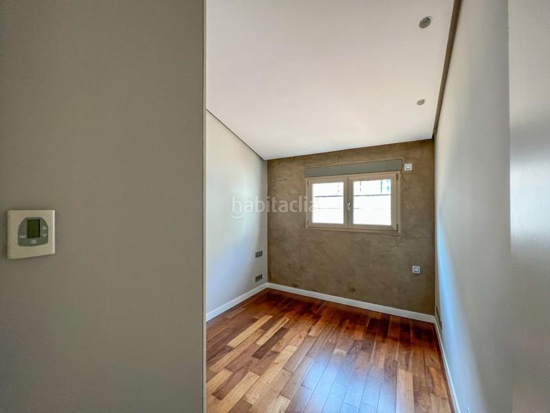 Foto efa2b32c-9721-4de1-9c19-99b1e6a9845e. Location attique dans calle mosen femades 3 dans Sant Francesc Valencia