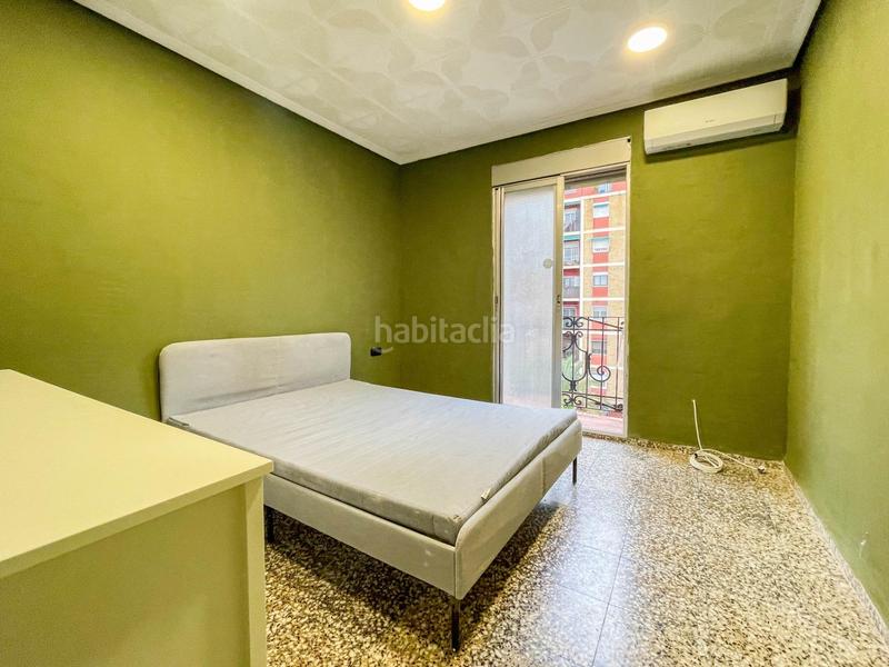 Foto 8c6984df-cb85-40ed-babc-064d86e6e32e. Location appartement dans peris y valero 98 dans En Corts - Doctor Waksman Valencia