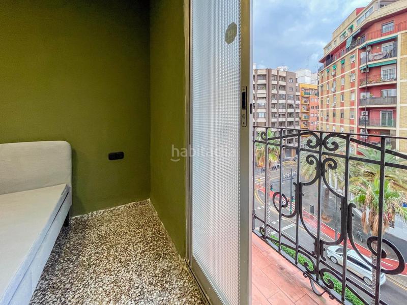 Foto 996d4ed9-00b2-480b-91f3-7096d06945b2. Location appartement dans peris y valero 98 dans En Corts - Doctor Waksman Valencia