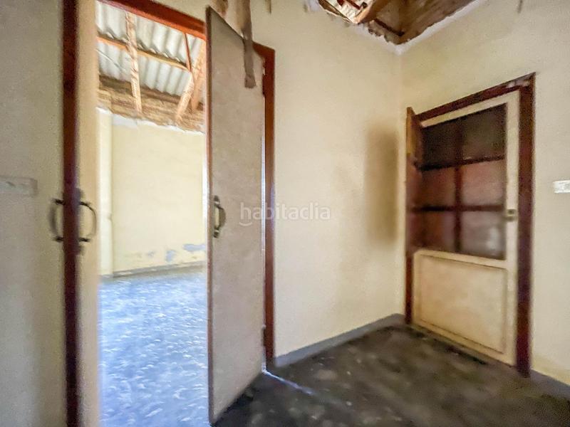 Foto d9f285ed-3b92-4b90-a75c-31018cfb3121. Local comercial a carretera alba 11 a La Torre Valencia