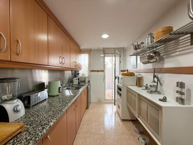 Foto 585be4c1-e490-4877-83fe-96130884b5ef. Àtic amb calefacció aparcament a Malilla Valencia