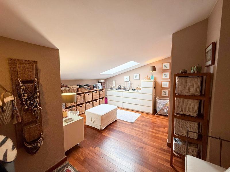 Foto 63b05475-779c-4130-a21f-3d0ce4d1ac4b. Àtic amb calefacció aparcament a Malilla Valencia