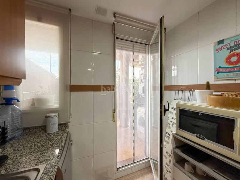 Foto 70cd5d59-b12d-4853-81d4-3869c068e2c3. Àtic amb calefacció aparcament a Malilla Valencia