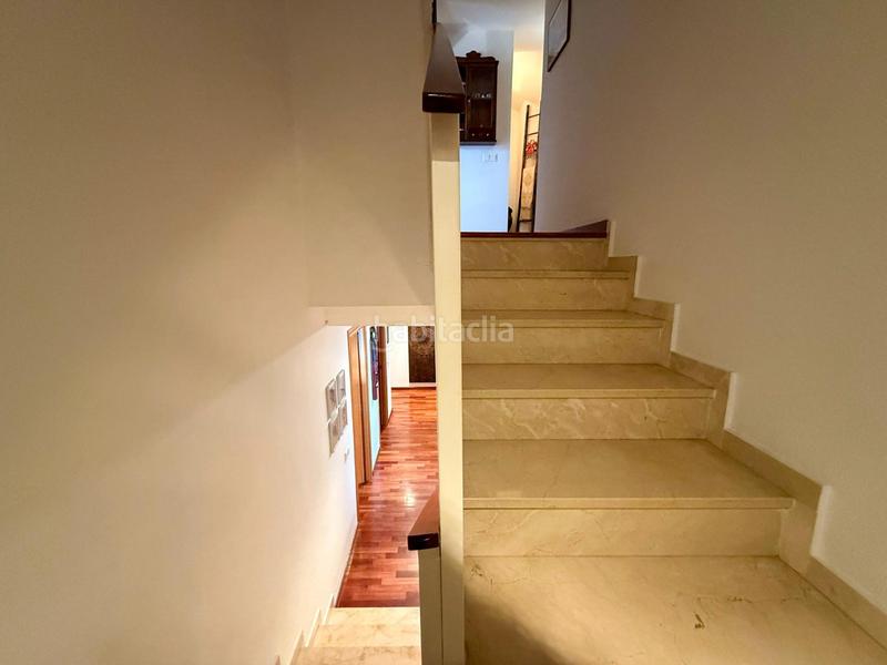 Foto bbb20e53-6e05-4526-a7ad-57cee7cc58d8. Àtic amb calefacció aparcament a Malilla Valencia