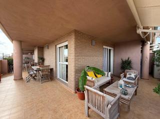Àtic  Calle isla cabrera. Ático dúplex con gran terraza en malilla  espacio, luz y comodid