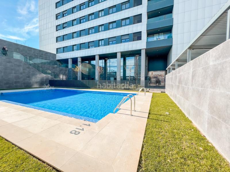 Foto d08986b6-55c5-45ae-88af-86e57e28823f. Alquiler piso vivienda en alquiler en torre iberia Malilla en Valencia