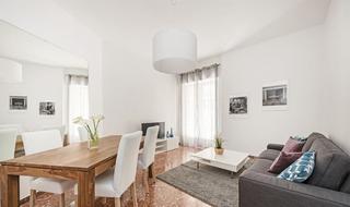 Affitto Appartamento  Calle crevillente. Amplio piso con un diseño contemporáneo